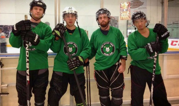 beer-league-hockey-players
