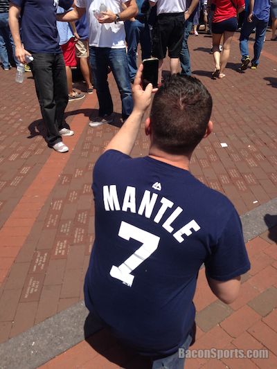 mickey-mantle-yankees-jersey