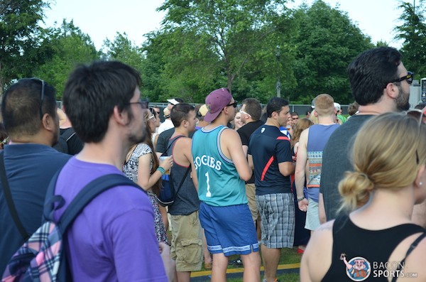 muggsy-bogues-hornets-jersey-chive-fest-chicago