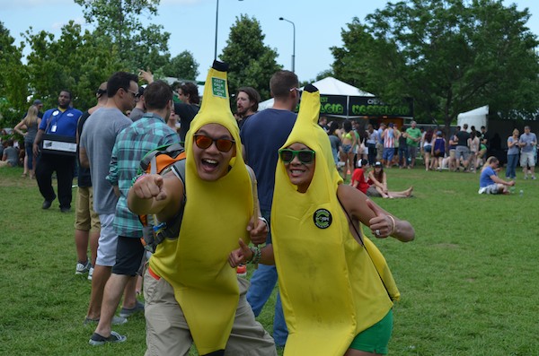 banana-costume-chive-fest