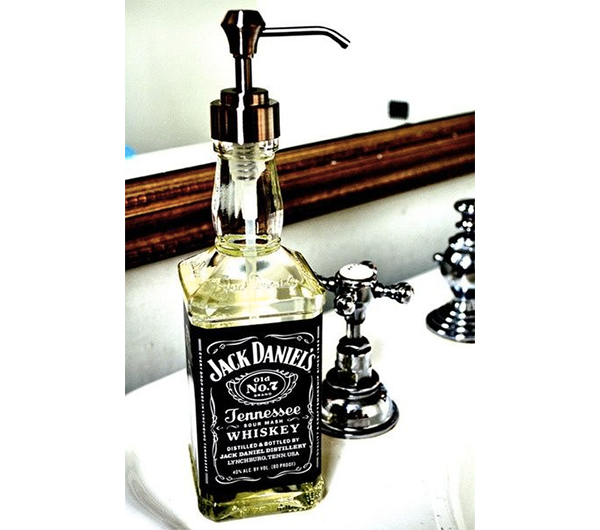 jack-daniels-soap-dispenser