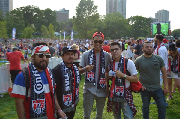 uswnt-world-cup-fans-chicago